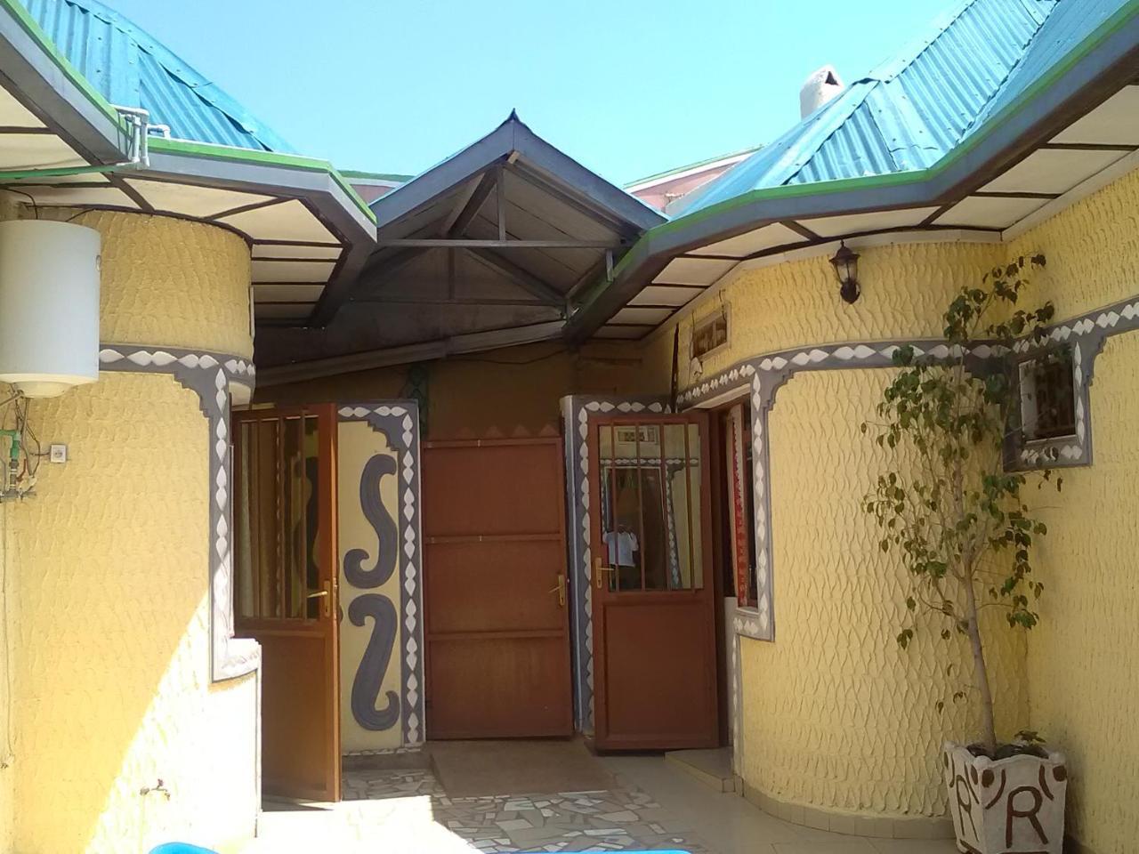 Gloria Motel Cyangugu Luaran gambar