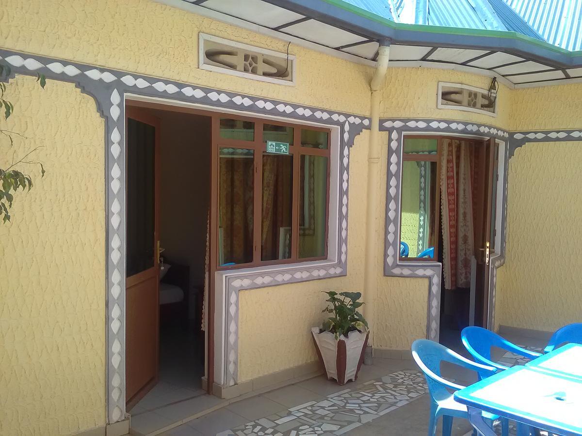Gloria Motel Cyangugu Luaran gambar