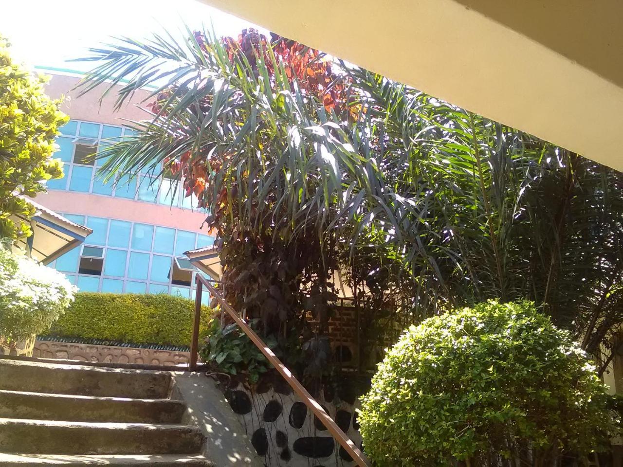 Gloria Motel Cyangugu Luaran gambar