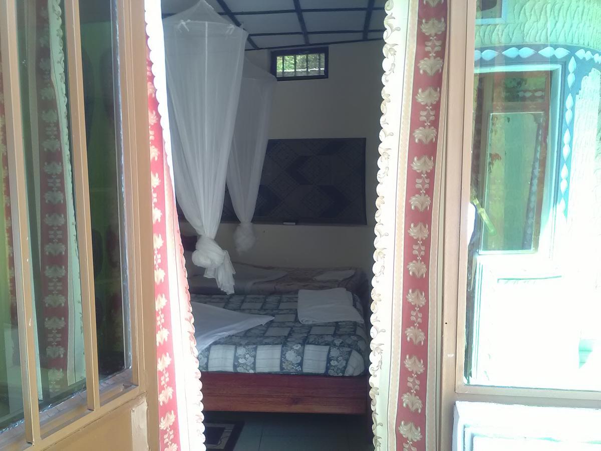 Gloria Motel Cyangugu Luaran gambar