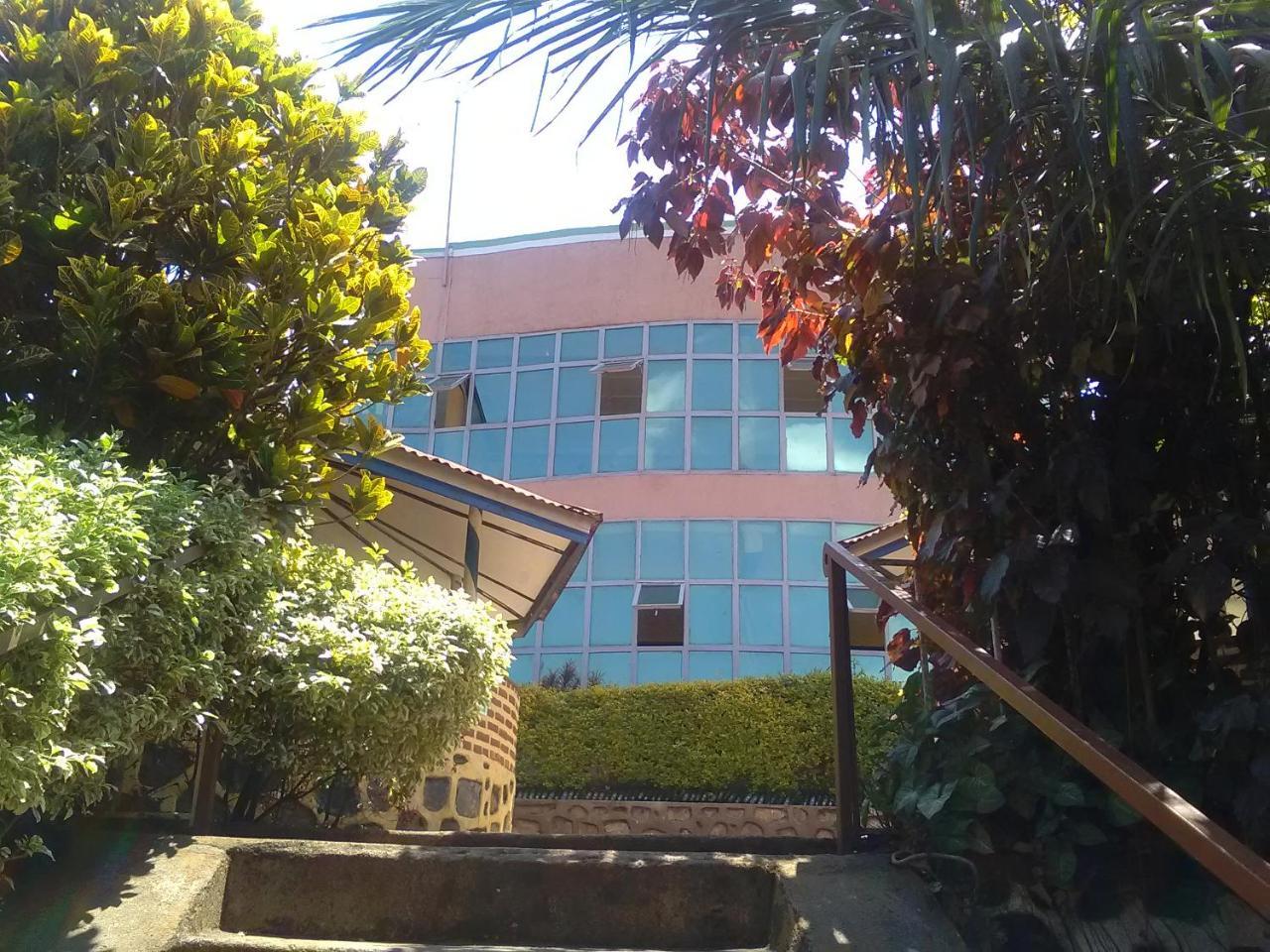 Gloria Motel Cyangugu Luaran gambar